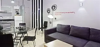 Dingdong Fira Apartments Barcelona 3*,  Spanje